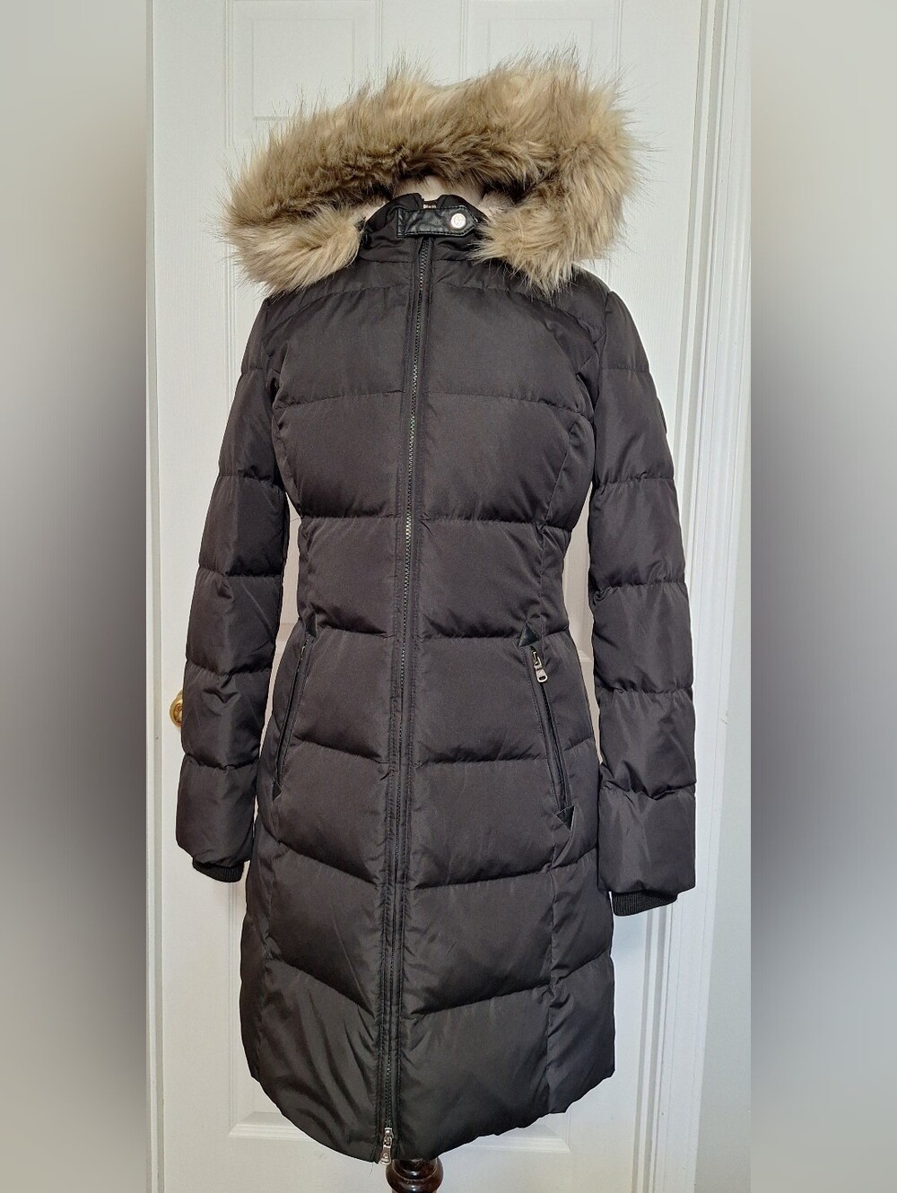 Lauren Ralph Lauren Women’s Black Down Puffer Coat Faux Fur Hood XS Mid-Length